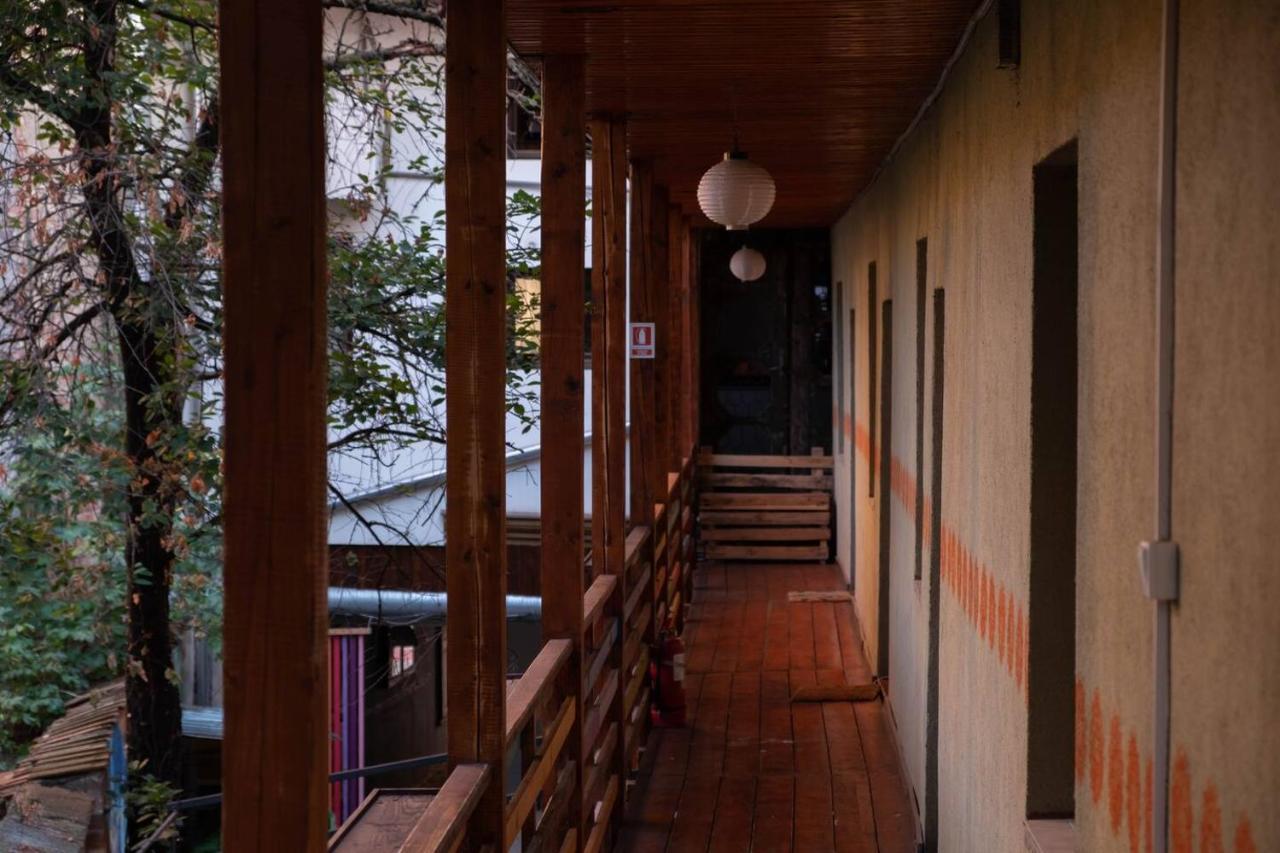 Zen Hostel Cluj-Napoca Esterno foto