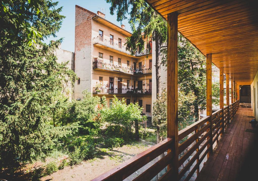 Zen Hostel Cluj-Napoca Esterno foto