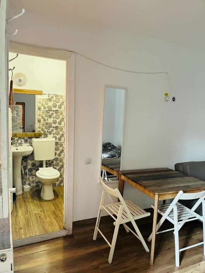 Zen Hostel Cluj-Napoca Esterno foto