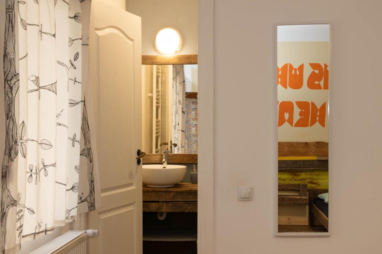 Zen Hostel Cluj-Napoca Esterno foto